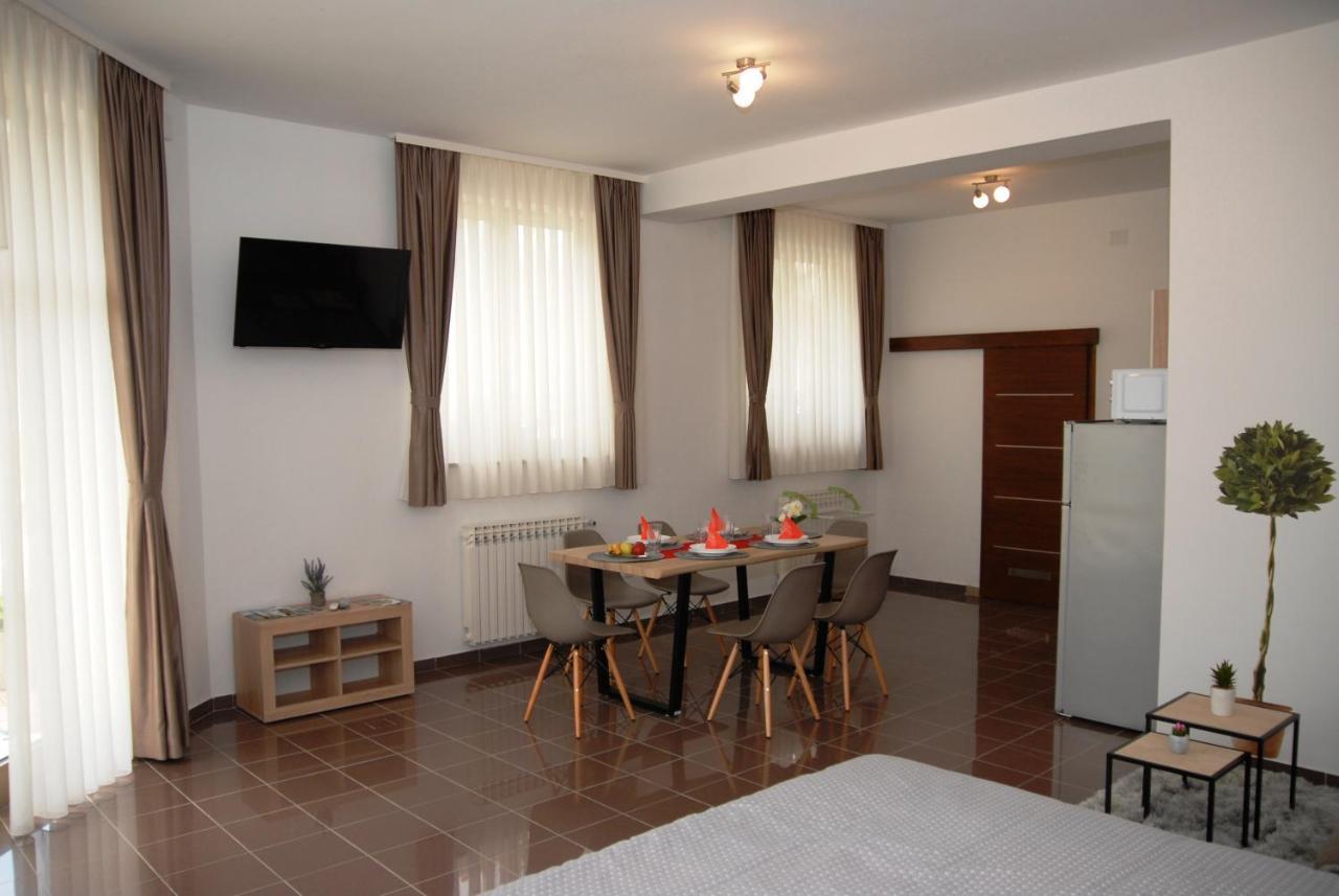 Studio Apartmani Toplicka Bajka คราพินสเก ทอปลิตเซ ภายนอก รูปภาพ